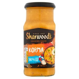 SHARWOODS KORMA 30%LESS FAT 420 GRMS